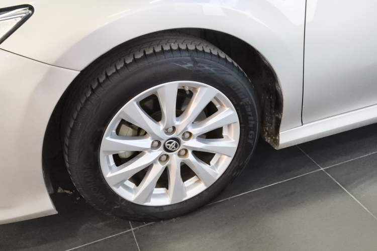 Used Toyota Camry 2019 Revised Version 2.0G Luxury Edition
