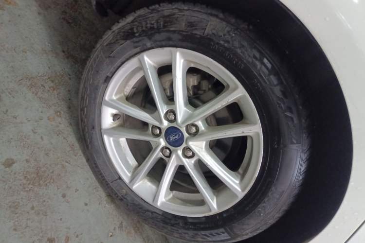 Used Ford Focus 2017 Sedan EcoBoost 125 Automatic Supreme Style SmartDrive Edition
