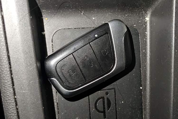 Used Chery Little Ant 2022 Sweet Pink Edition Half-Sugar Version Lithium Iron Phosphate 30 kW 301 km