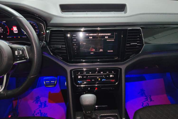 Used Volkswagen Teramont X 2020 380TSI Four-Wheel Drive Luxury Edition Audio And AC Panel