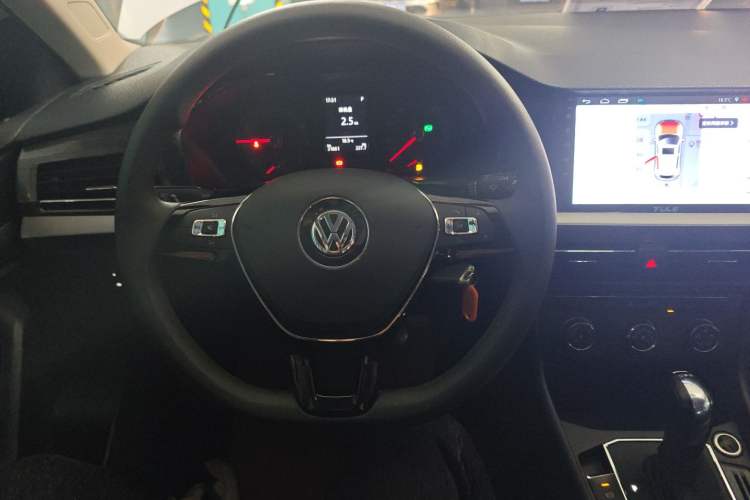 Used Volkswagen Lavida 2019 280TSI DSG Comfort Edition China VI standard Steering Wheel