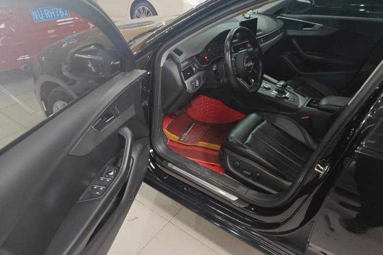 Used Audi A4L 2019 40 TFSI Ambition China VI