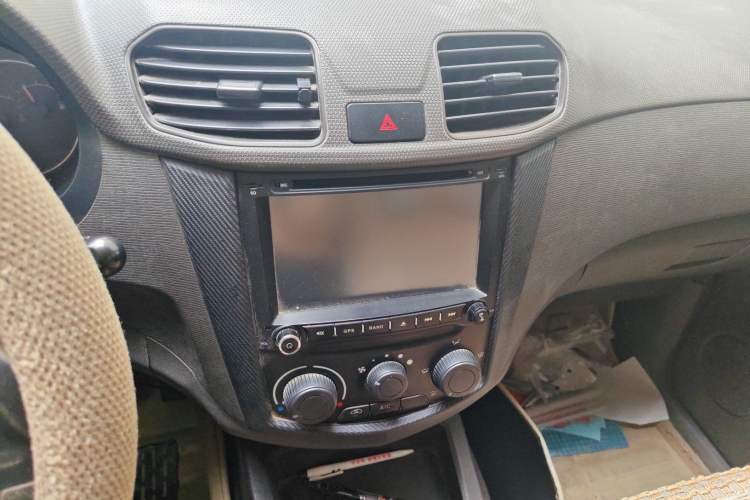 Used Wuling Hongguang 2015 1.2L S Base Model China IV
