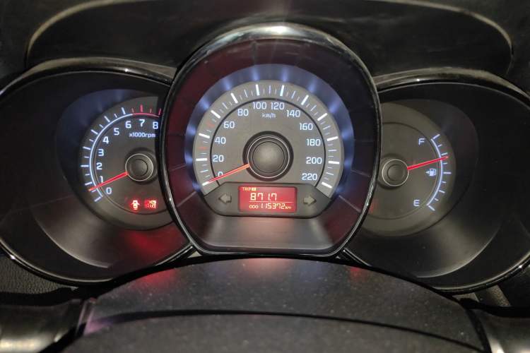 Used Kia K2 2012 Hatchback 1.4L MT GLS Commemorative Edition