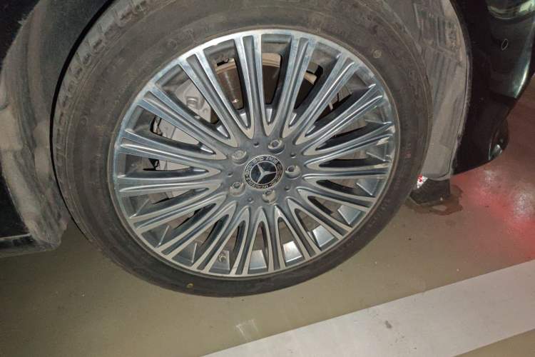 Used Mercedes-Benz E-Class 2020 E 300 L Stylish Model