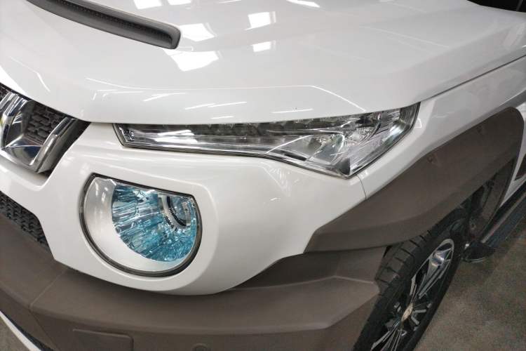 Used BAIC Off-Road BJ20 2016 1.5T CVT Luxury Model Left Front Headlight