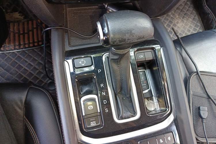 Used GAC Trumpchi GS7 2017 320T Two-Wheel-Drive Luxury Smart Connectivity Model
