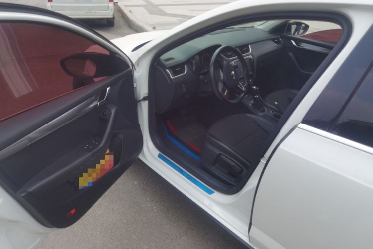 Used Skoda Octavia 2018 Station Wagon TSI280 DSG Luxury Edition Driver Seat