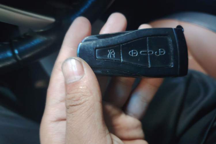 Used Roewe e550 2016 Deluxe Edition
