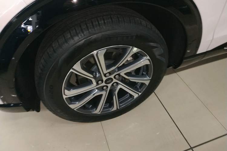 Used Ford Explorer 2025 2.3T EcoBoost Four-Wheel Drive Trail Edition 5 Seats