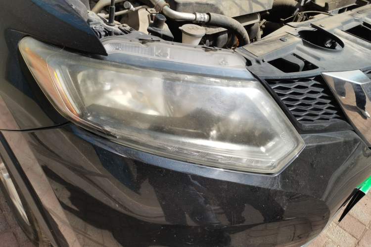 Used Nissan X-Trail 2014 2.0L CVT Comfort Edition 2WD Right Front Headlight