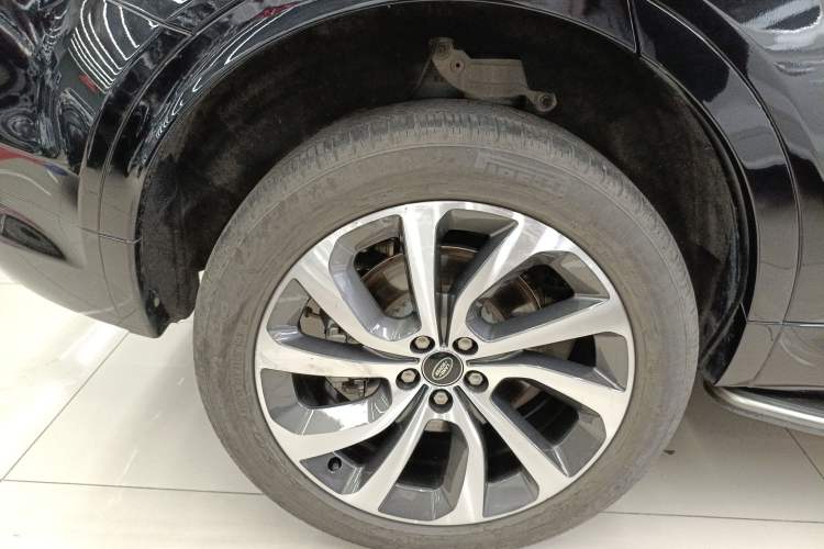 Used Land Rover Discovery Sport 2022 Revised Version 249 PS R-Dynamic S Performance Edition 5 Seats
