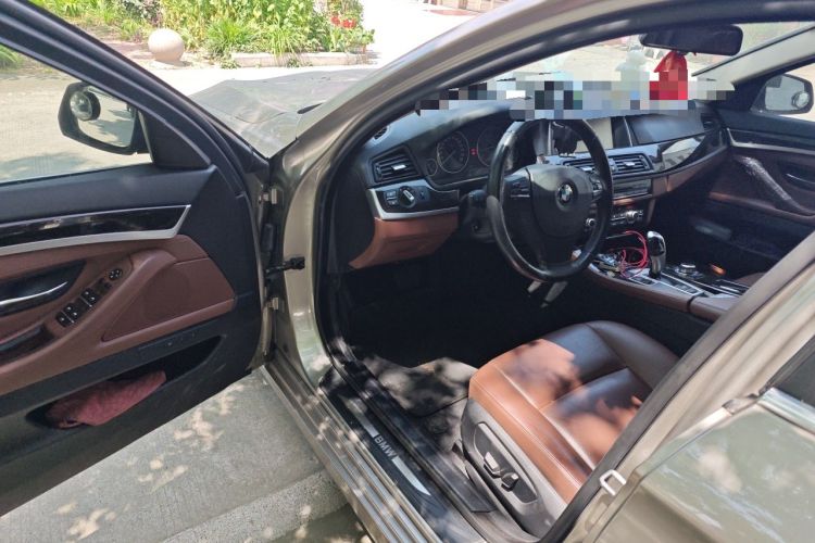 Used BMW 5 Series 2014 525Li Leading Model
