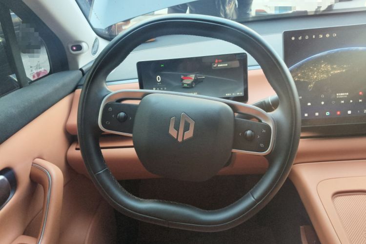 Used Leapmotor C16 2024 Pure Electric 520 Deluxe Edition Steering Wheel