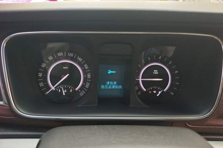 Used Buick GL8 2017 25S Comfort Version China V Standard