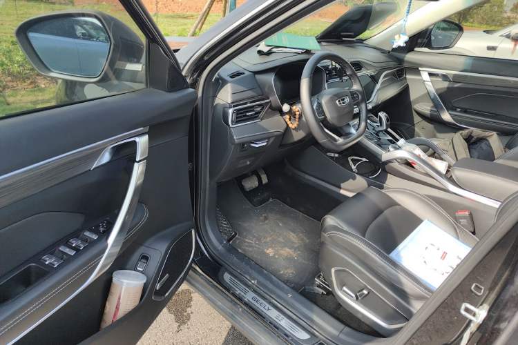 Used Geely Auto Emgrand X7 Sport 2020 1.8TD DCT ZhiZun PRO
