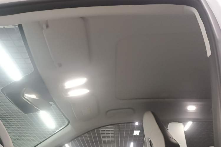 Used Dongfeng Aeolus Mage 2023 DH-i 1.5T Prestige Edition