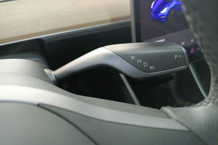Used Tesla Model 3 2019 Long-Range All-Wheel-Drive Version
