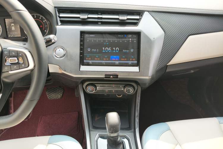 Used Chery Tiggo 3X 2022 PLUS 1.5L CVT Fashion Edition Audio And AC Panel