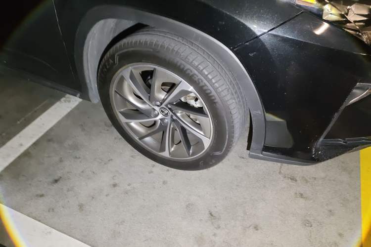 Used Lexus RX 2016 300 4x4 Elegant Edition China V-standard Right Front Wheel Hub