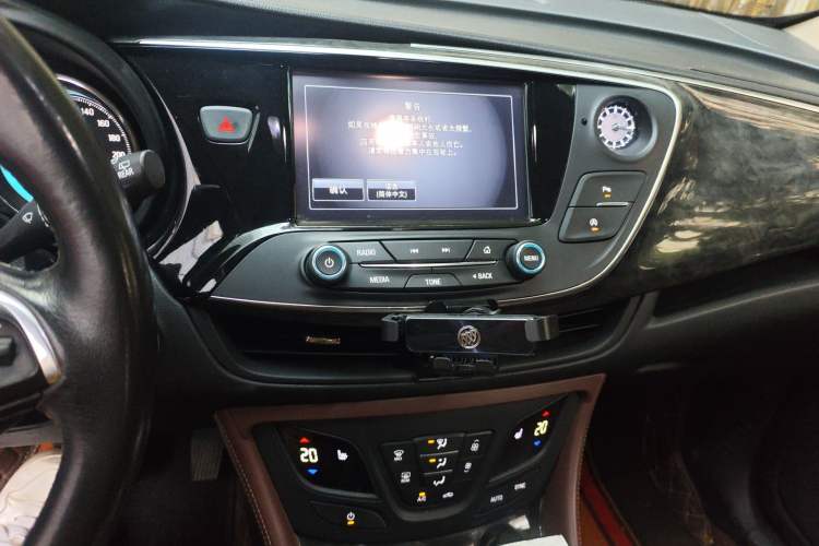 Used Buick Envision 2016 20T Two-Wheel-Drive Elite Model