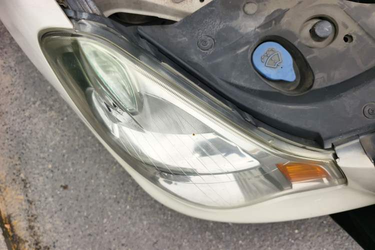 Used Dongfeng Junfeng E11K 2019 Standard Model
