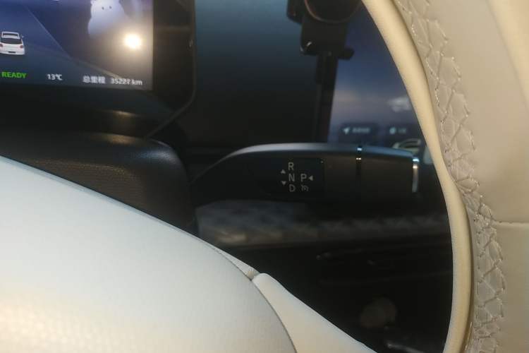 Used JAC Yiwei 3 2023 405km Lite