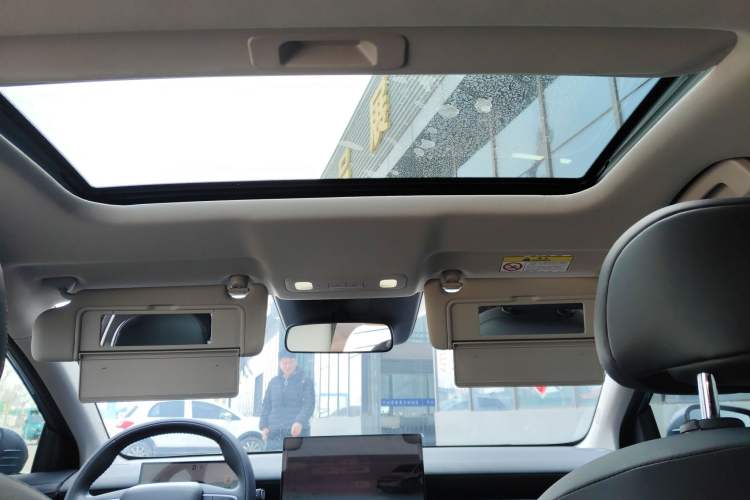 Used Nissan N6 2026 Model 180 Max Headliner