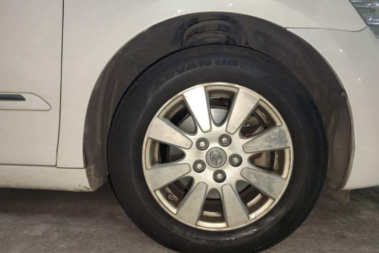 Used Toyota Camry 2006 240G Right Front Wheel Hub