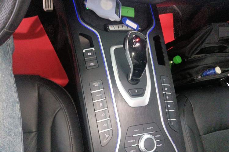 Used Wey VV7 2019 Upgraded Model 2.0T Flagship Version China VI