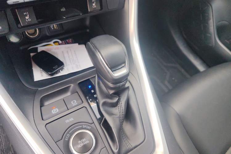 Used Toyota RAV4 2023 Dual-Engine 2.5L E-CVT Four-Wheel Drive Elite Plus Edition