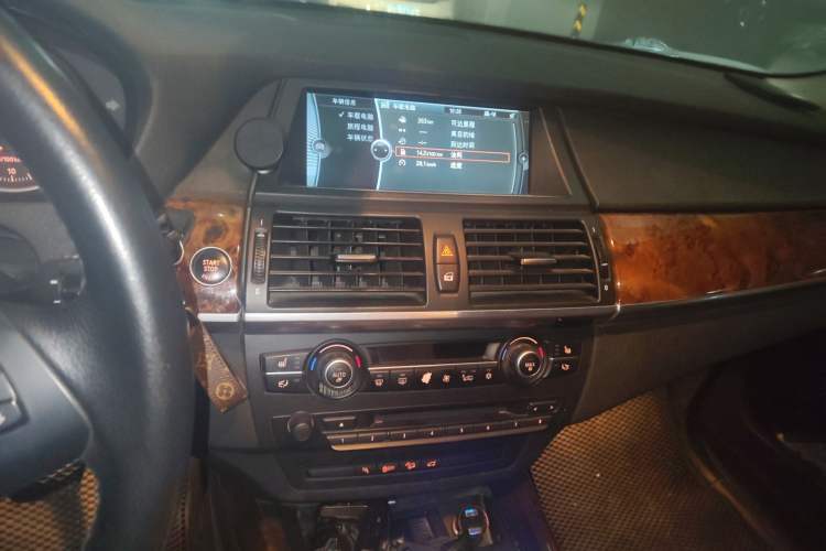 Used BMW X5 2011 xDrive35i Leading Model
