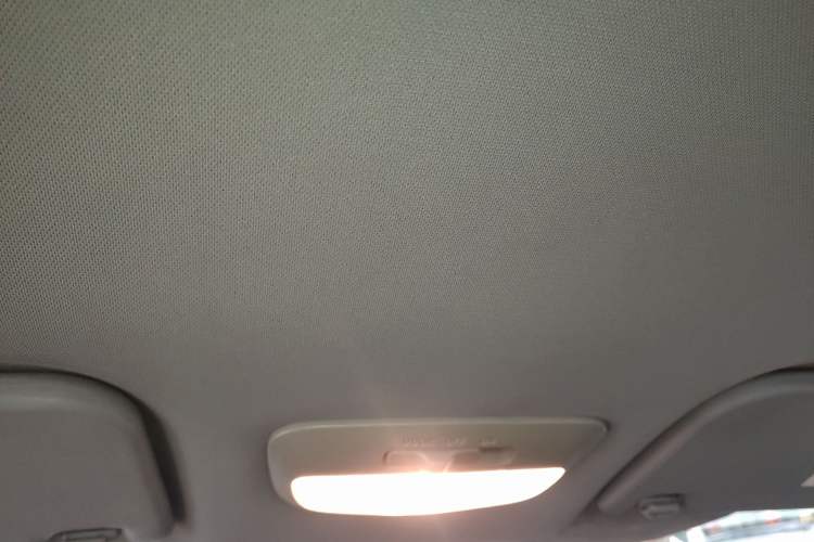 Used Great Wall M4 2014 1.5L Manual Comfort Model Headliner