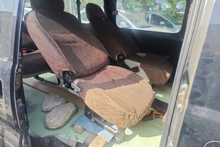 Used FORTHING Lingzhi 2020 M5L 1.6L Base Model 7 Seats Left Rear Seat