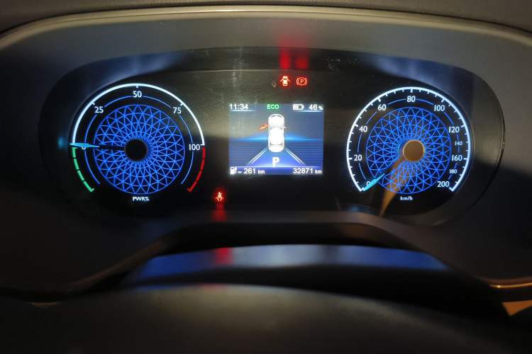 Used Hongqi E-QM5 2023 620km PLUS Odometer Close Up