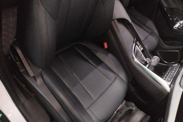 Used Dongfeng Aeolus AX7 2019 1.6T Automatic AI Pioneer Model China V Standard