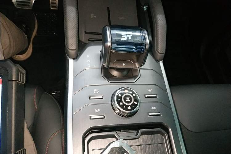 Used JETOUR Traveler 2023 2.0T Four-Wheel Drive Conqueror