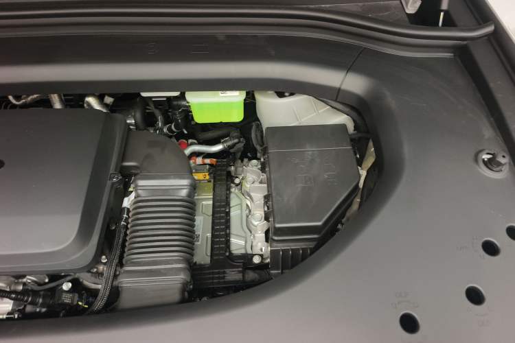 Used Hima AITO M8 2025 Extended-Range Max Version 37 kWh 5-Seater