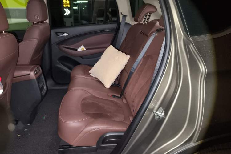 Used Buick Envision 2017 20T Two-Wheel Drive Luxury Model
