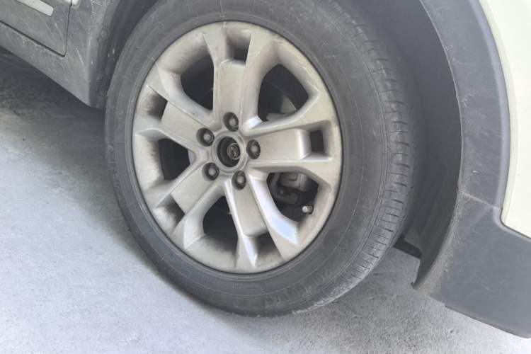 Used CHANGAN CS15 2016 1.5L Manual Luxury Edition