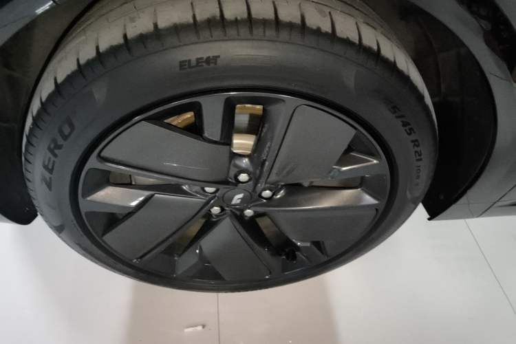 Used Li Auto L6 2025 Pro Smart Refresh Edition Left Front Wheel Hub