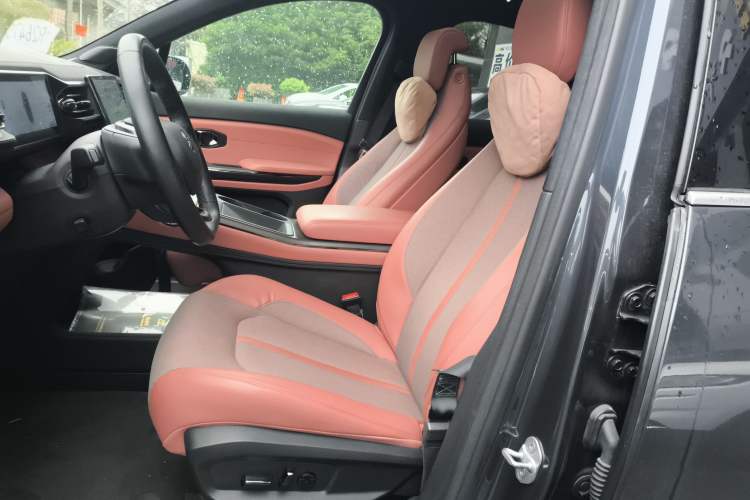 Used Nio EC6 2020 605 km Sport Edition Left Front Seat