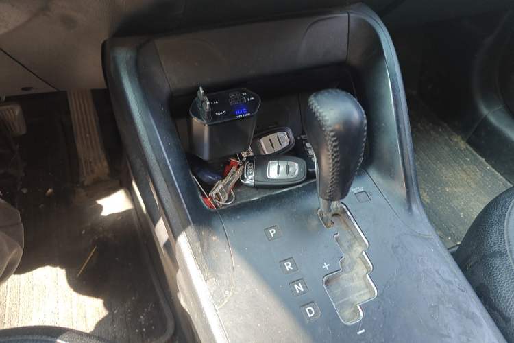 Used Hyundai ix35 2012 2.0L Automatic Two-Wheel Drive Elite Edition GLS
