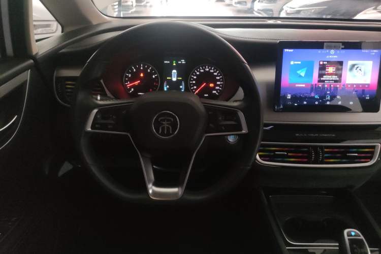 Used BYD Song MAX 2021 Upgraded Model 1.5T Automatic Luxury 6-Seater Steering Wheel