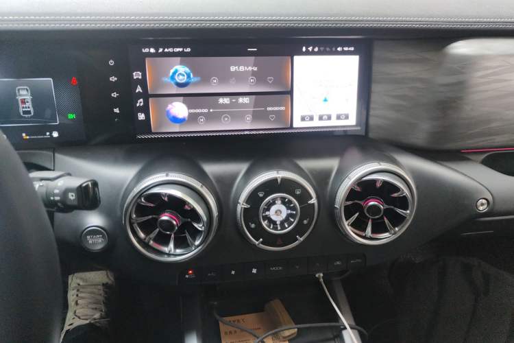 Used Tank 300 2023 2.0T Iron Rider 02 Audio And AC Panel