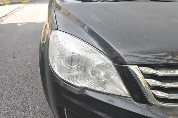 Used Haval H6 2015 Upgraded Model 1.5T Manual Two-Wheel Drive Elite Version