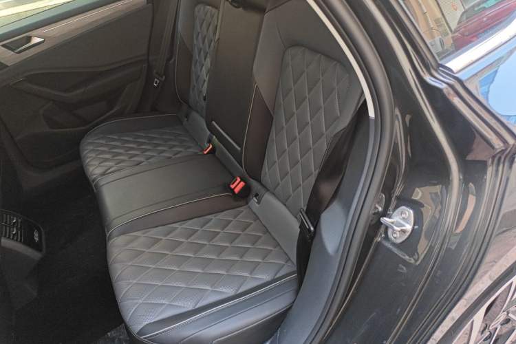 Used Volkswagen Sagitar 2023 300TSI DSG Excellence Edition Left Rear Seat