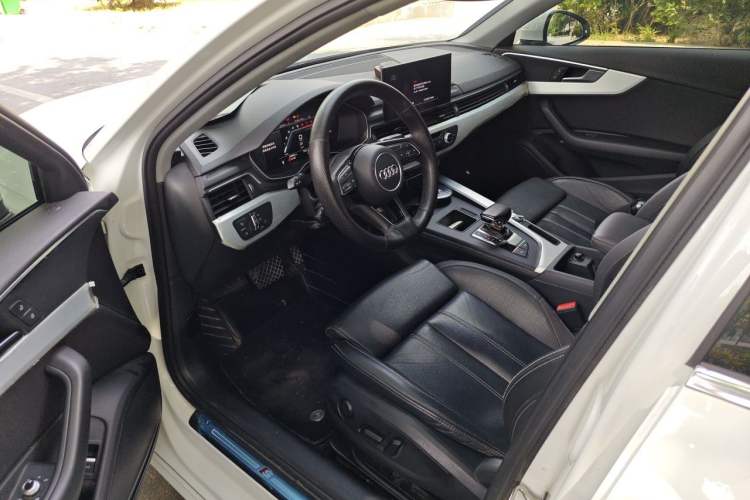 Used Audi A4L 2022 40 TFSI Fashion Dynamic Model
