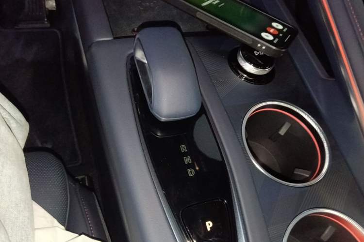 Used Zeekr 001 2026 Model 103° Rear-Drive Max Version Gear Lever