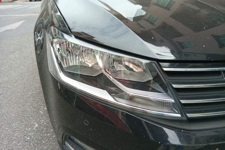 Used Volkswagen Lavida 2015 1.6L Automatic Comfort Edition